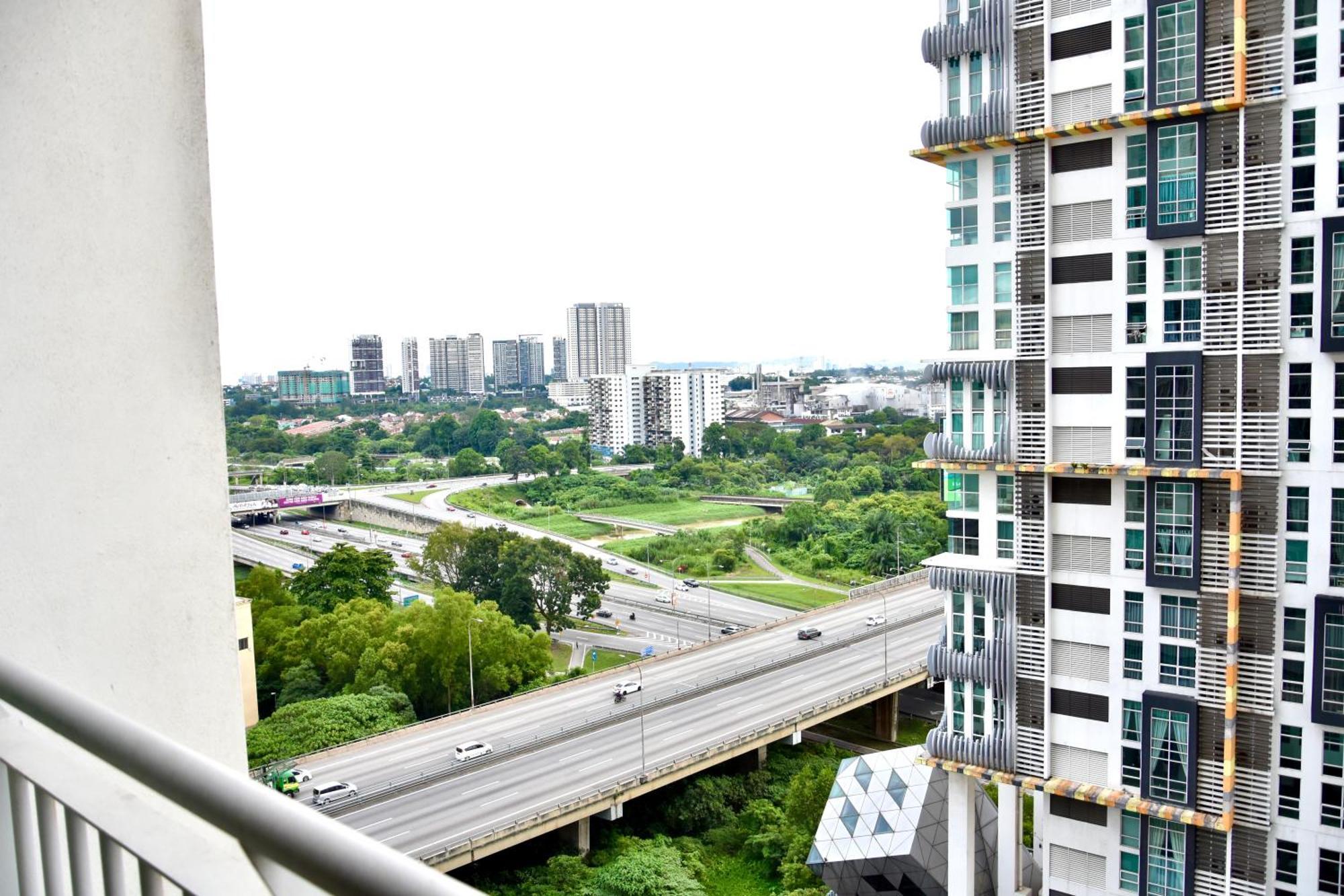 Homestay At Menara U Shah Alam Zewnętrze zdjęcie
